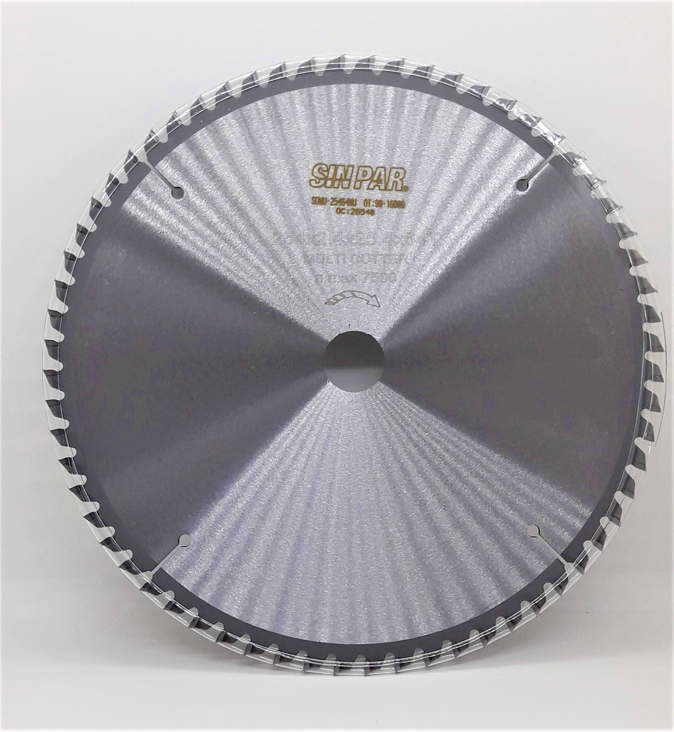 ¿Cómo elegir el tipo adecuado de sierra circular con metal duro para el corte de maderas?